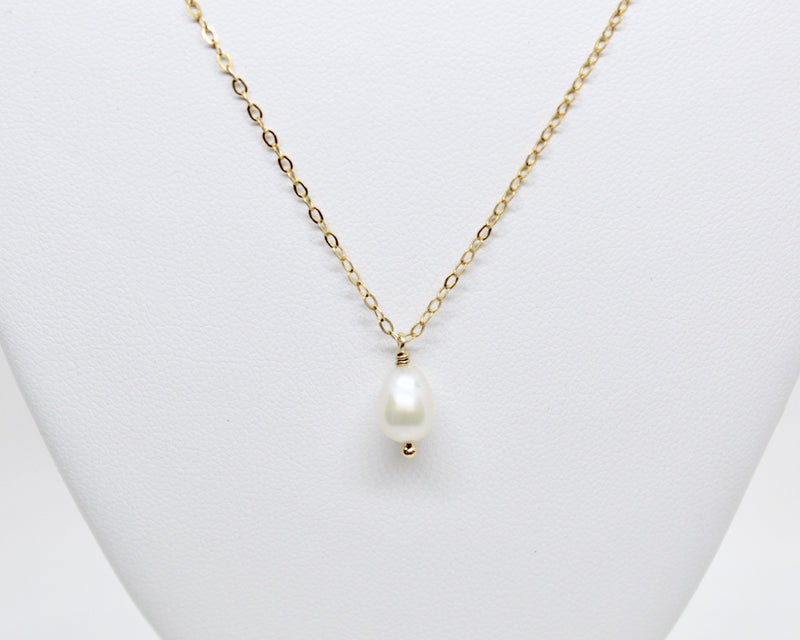Pearl Drop Necklace – RG